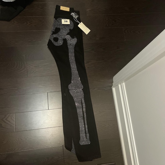 D249 Skeleton Demin - Picture 3 of 3